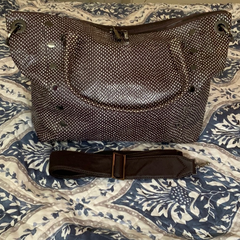 Hammitt Daniel Large